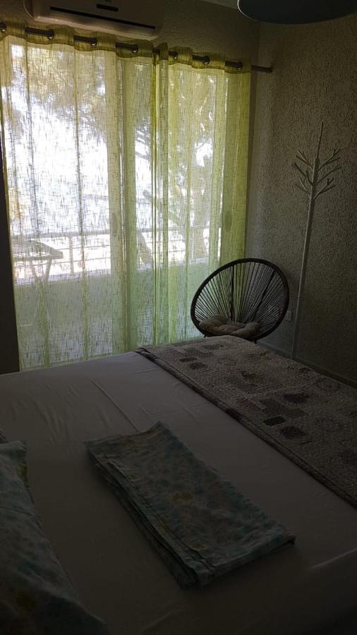 Mali I Robit Beachfront Apartment Golem  Exterior photo